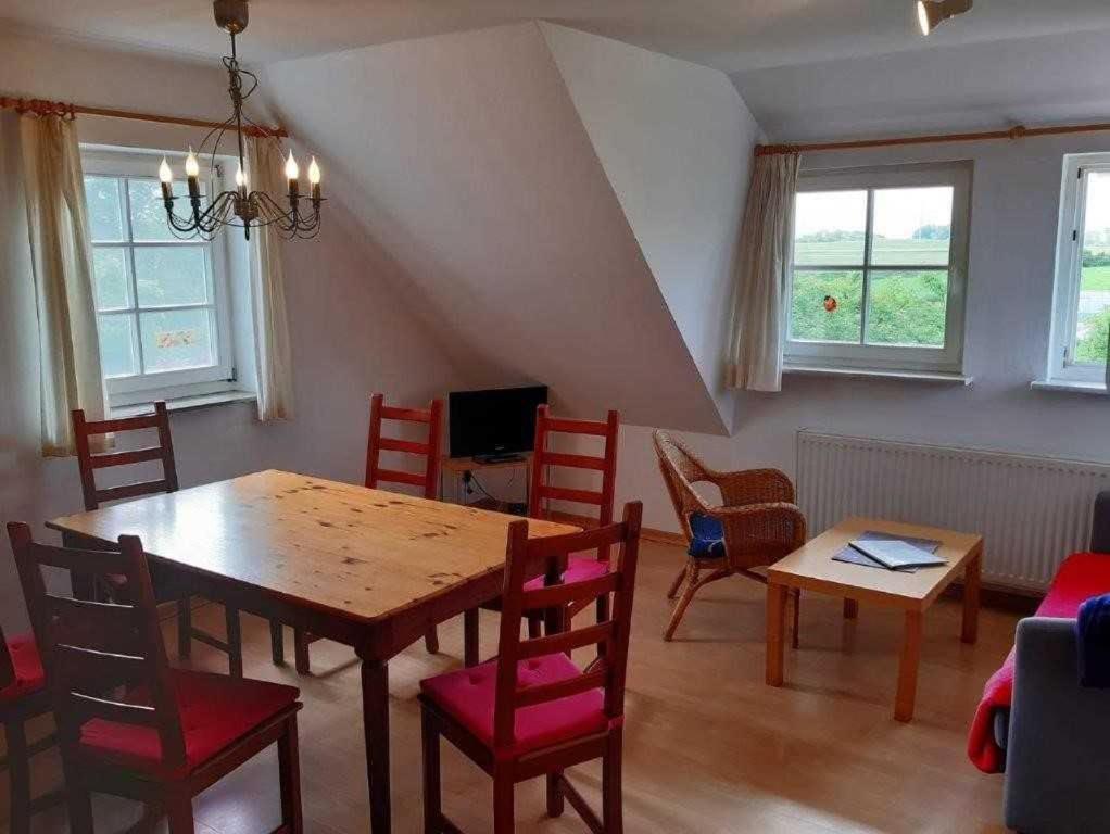 "Blaues Haus" Appartement Lonvitz Kamer foto